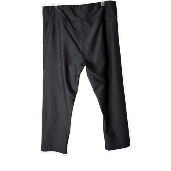 Under Armour Compression Pants Legging Medium Cropped 17" Inseam Grey Gray Women - Picture 3 of 8
